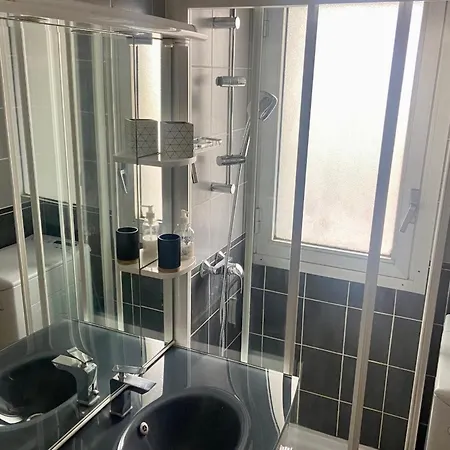 Apartman Charming At 50 M From The Of *